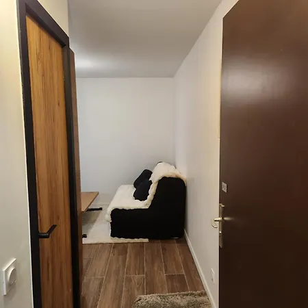 Aux Pieds Avec Parking Couvert Daire *