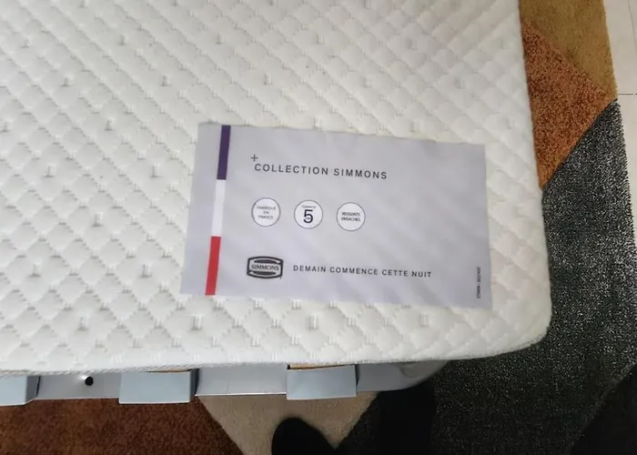 Aux Pieds Avec Parking Couvert Daire *